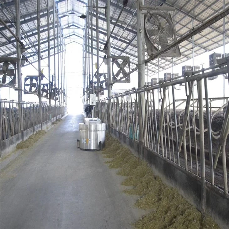 Electric Automatic Cow Feed Pusher Robot(1)